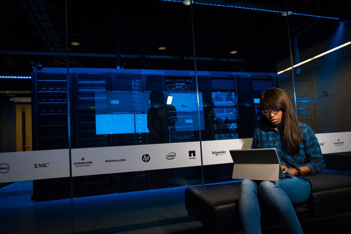 quarto de servidores de data center